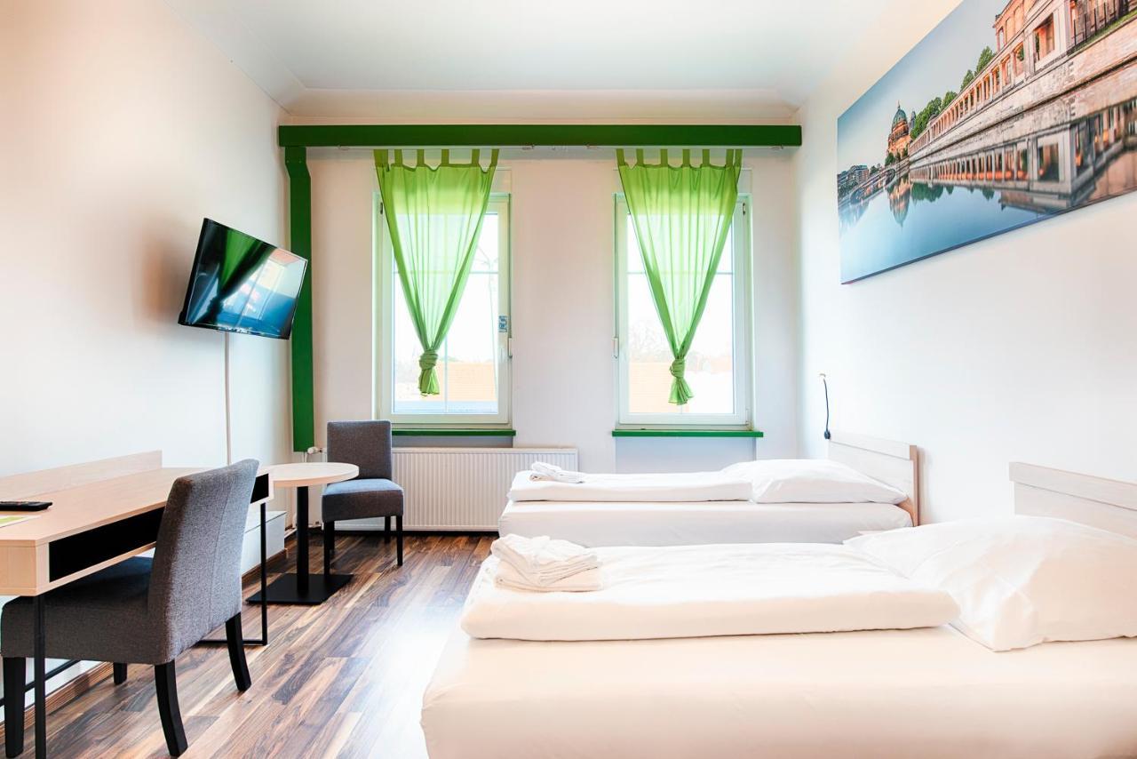 Hotel B1 Berlin Exterior photo